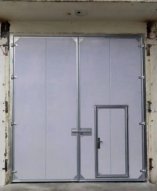 哈巴河工业平开门