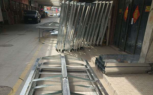 2025哈巴河排烟窗维护周期与电动开启故障排查